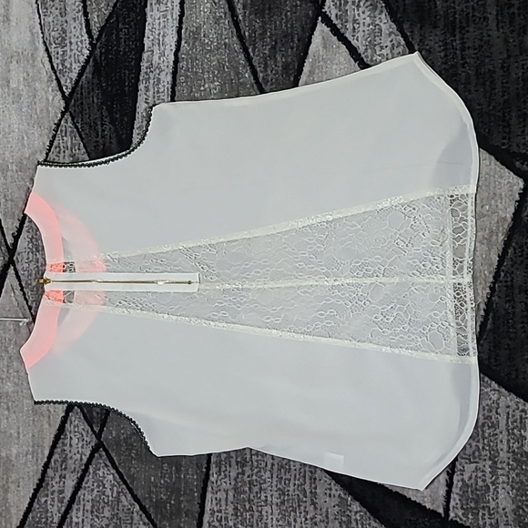 FREEWAY SHEER LACE ZIP BACK TRIM SLEEVELESS SHIRT - Picture 2 of 14